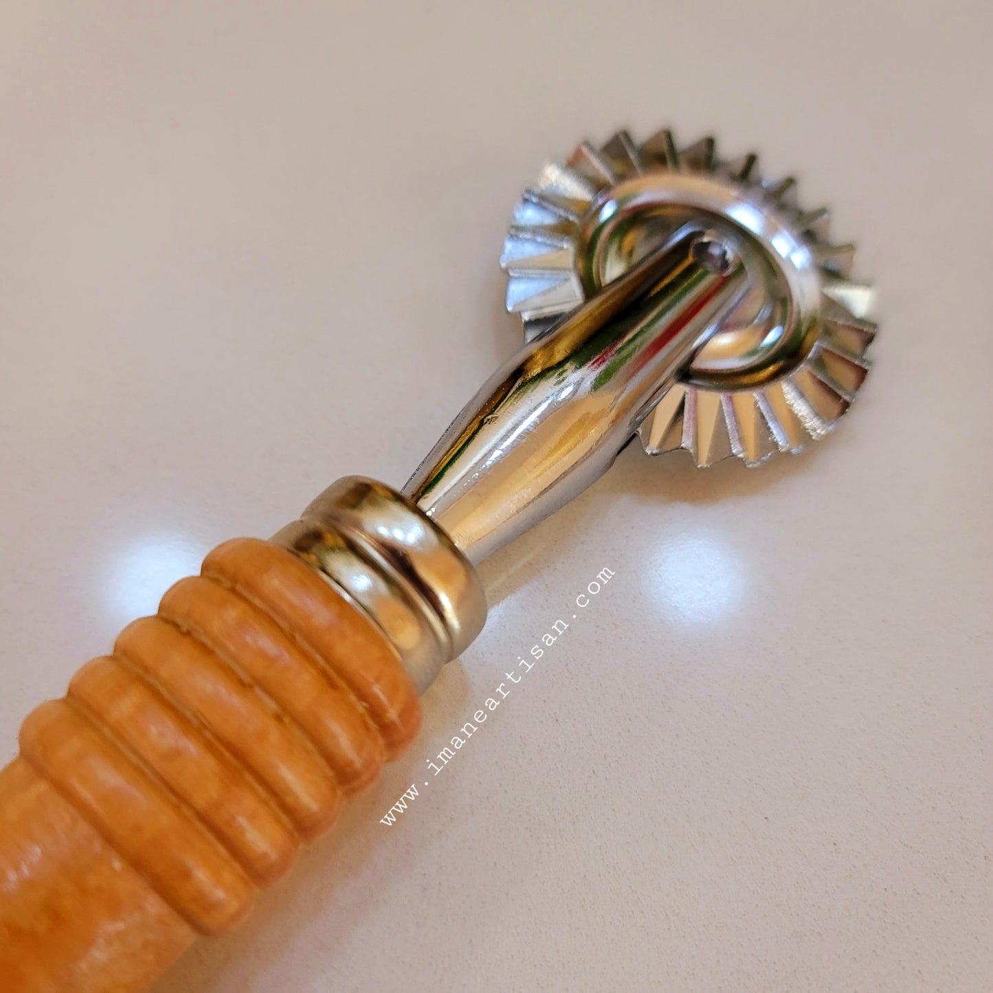 Pastry Cutter Wheel, Pasta Cutter Wheel, Pizza Cutter Wheel, shabakiya cutter Wheel, for Home and Kitchen Use,