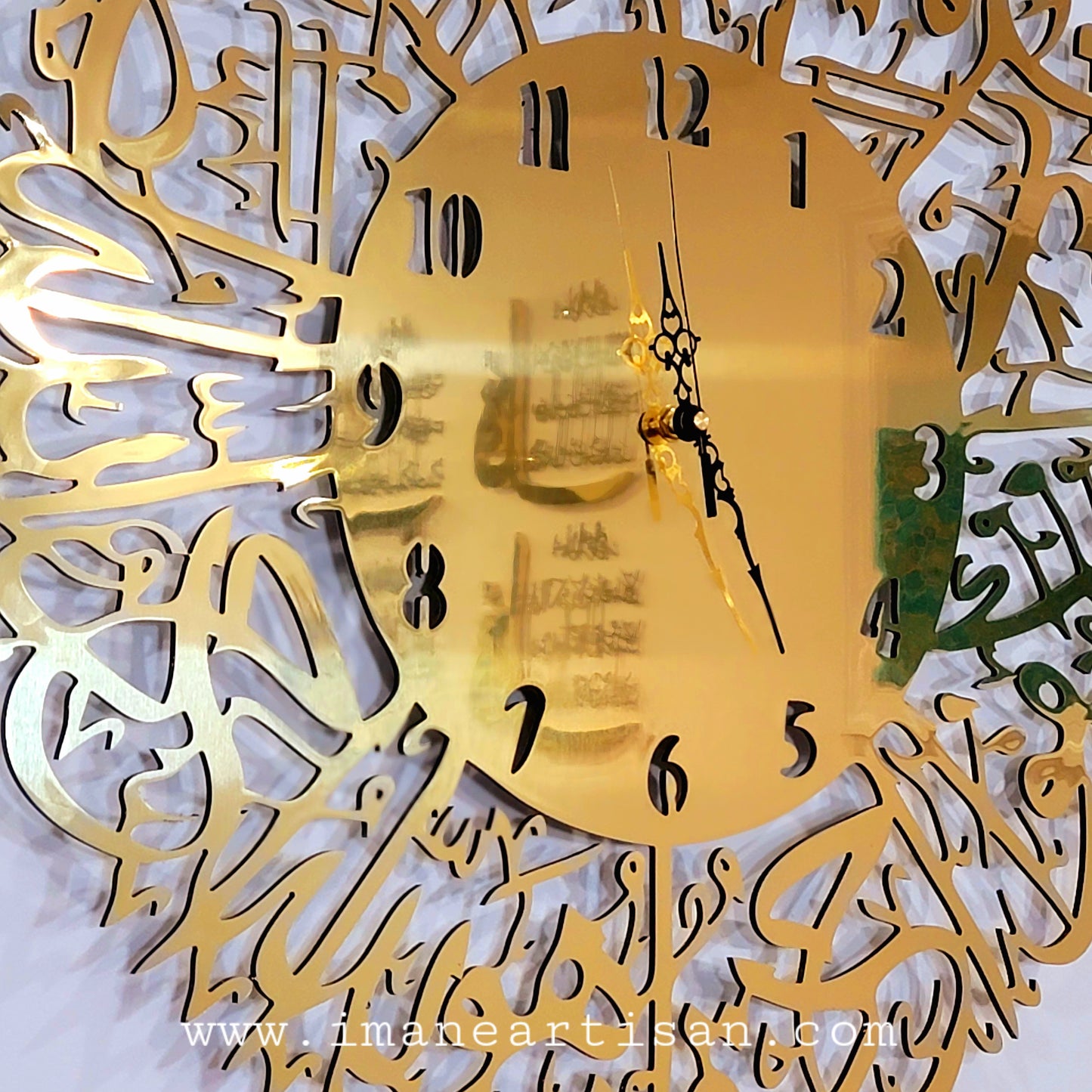 Q-010/ Surat Al-Ikhlass Clock / Metal Alucobond / Islamic Home Decor / Mirror/ Arabic Calligraphy / Islamic Gifts / Muslim Wall Art